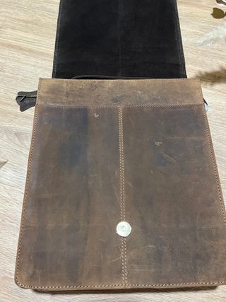 Bolso bandolera de piel auténtica. Leabags.