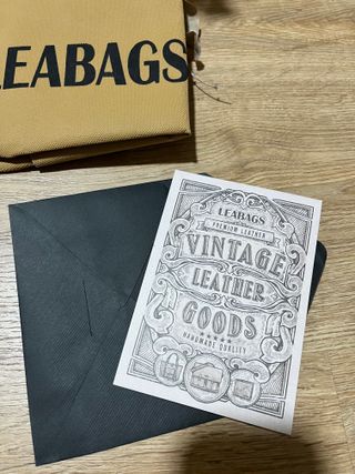 Bolso bandolera de piel auténtica. Leabags.