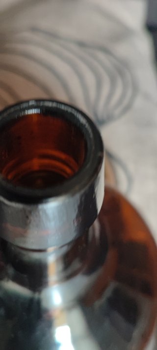 Botella antigua de cristal