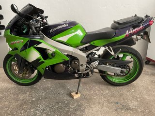 Kawasaki zx6r 1998 de segunda mano por 1.200 EUR en Pamplona/Iruña