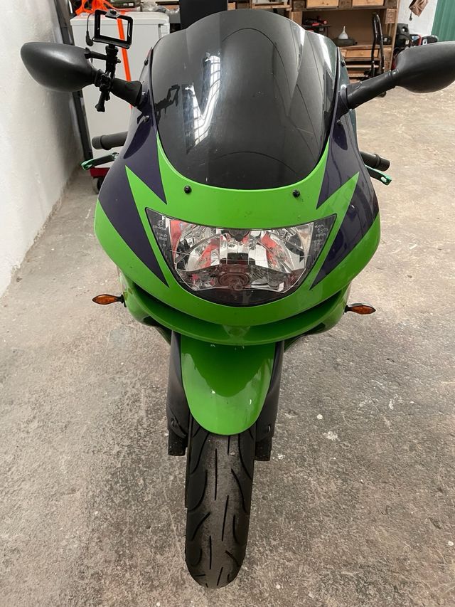 Kawasaki zx6r 1998