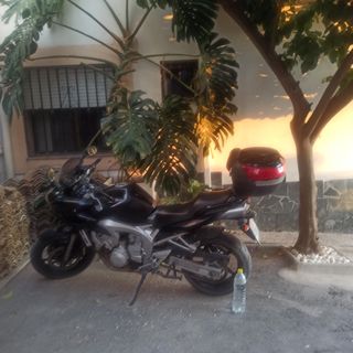 Yamaha Fazer 600