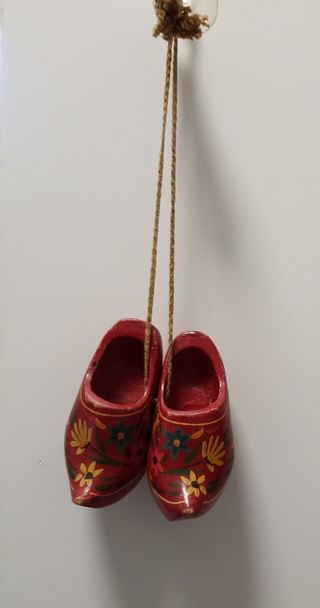 Zoccoli legno decorazione vintage 