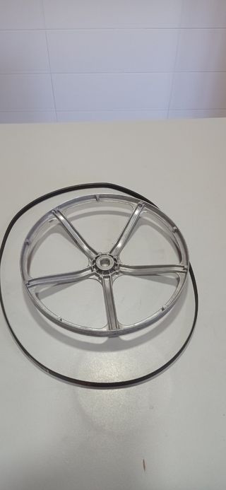 Polea y correa lavadora Bosch WAE24060EE