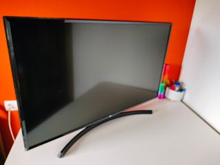 Televisión LG 43 pulgadas - como nueva !