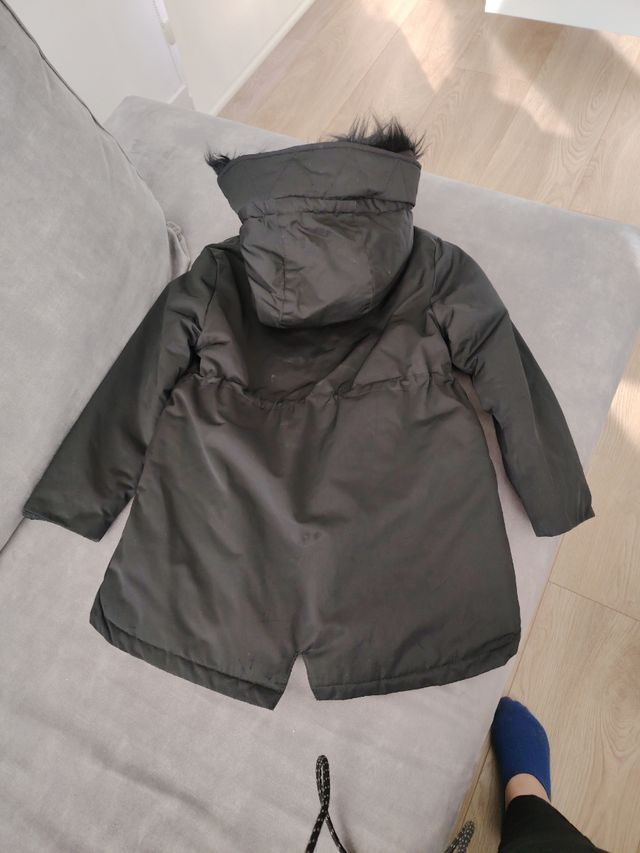 Abrigo niña talla 9 Zara