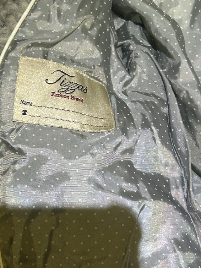 Regalo Abrigo Niña Marca Tizzas edad 18-24 meses