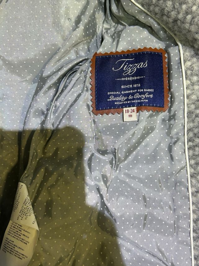 Regalo Abrigo Niña Marca Tizzas edad 18-24 meses