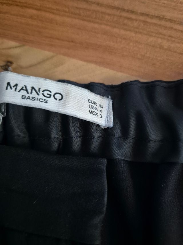 Pantalon azul Marino, talla 36, Mango