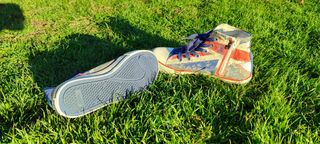 Zapatillas tobilleras tipo Converse, número 36