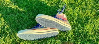 Zapatillas tobilleras tipo Converse, número 36