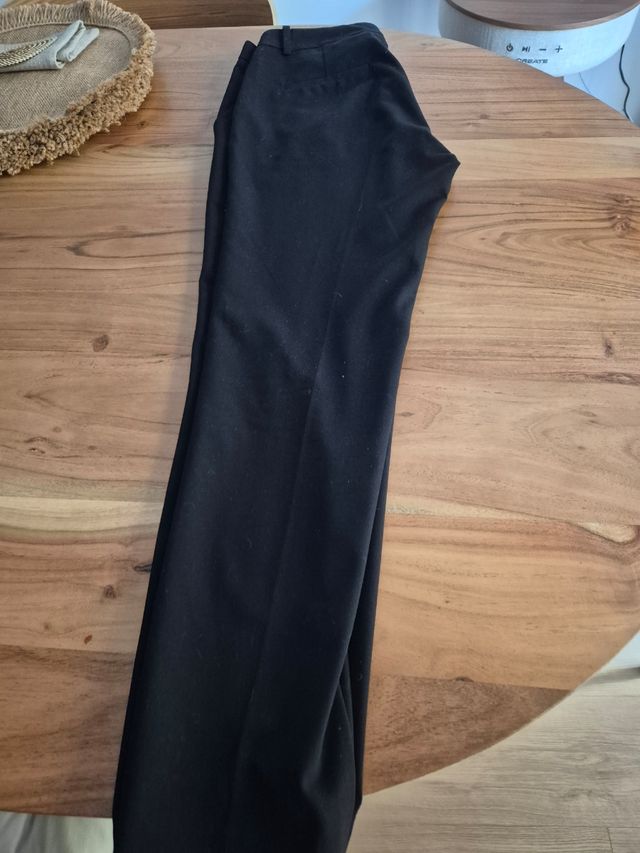 Pantalon negro,  talla 36, Amichi