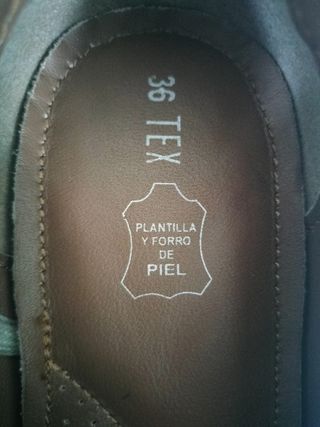 ¡NUEVO! Zapato escolar de piel niño - T. 36