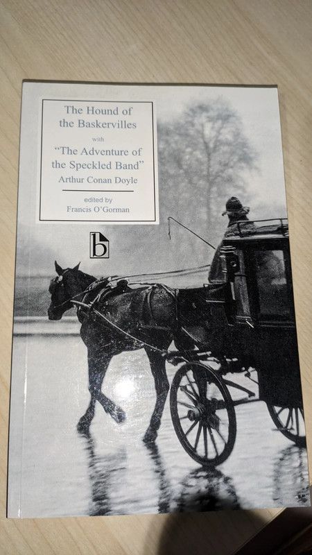 The Hound of the Baskervilles: With the Adventure