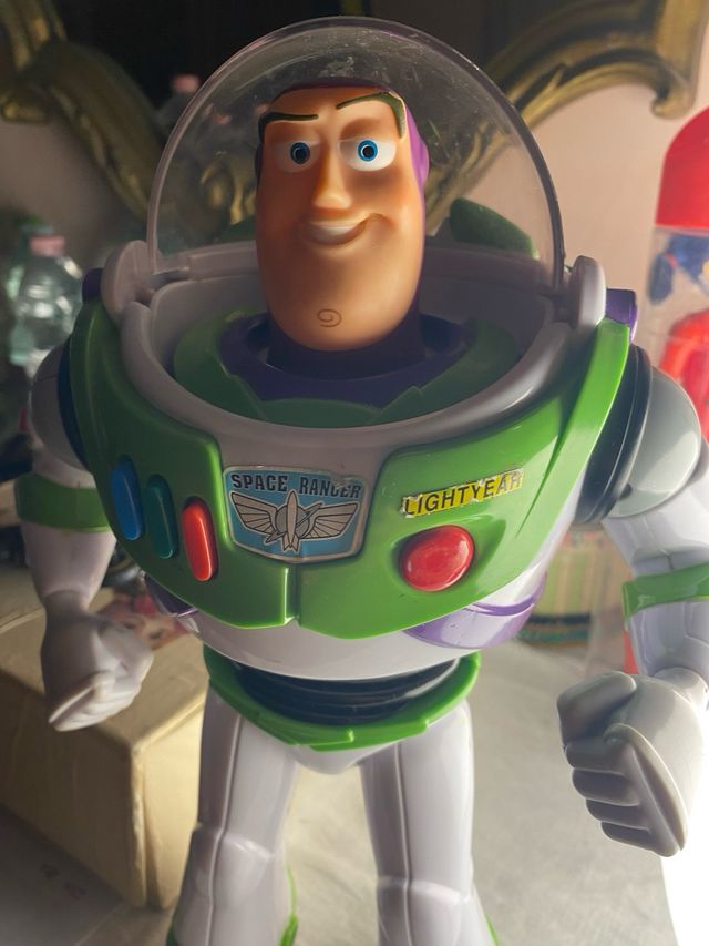 buzz lightyear