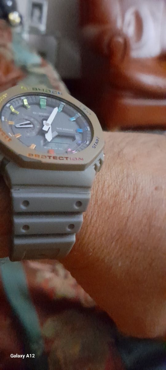 Orologio casio rainbowe usato