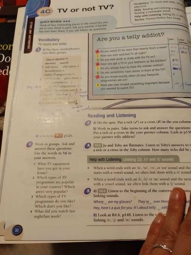 Libro ingles face2face Pre-intermediate Student's