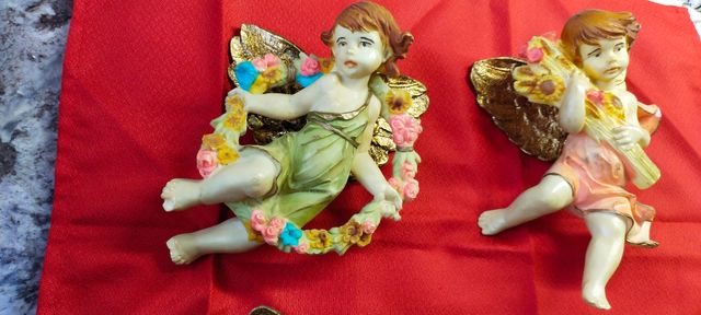 Angelitos pintados con pan de Oro 19 euros los 6