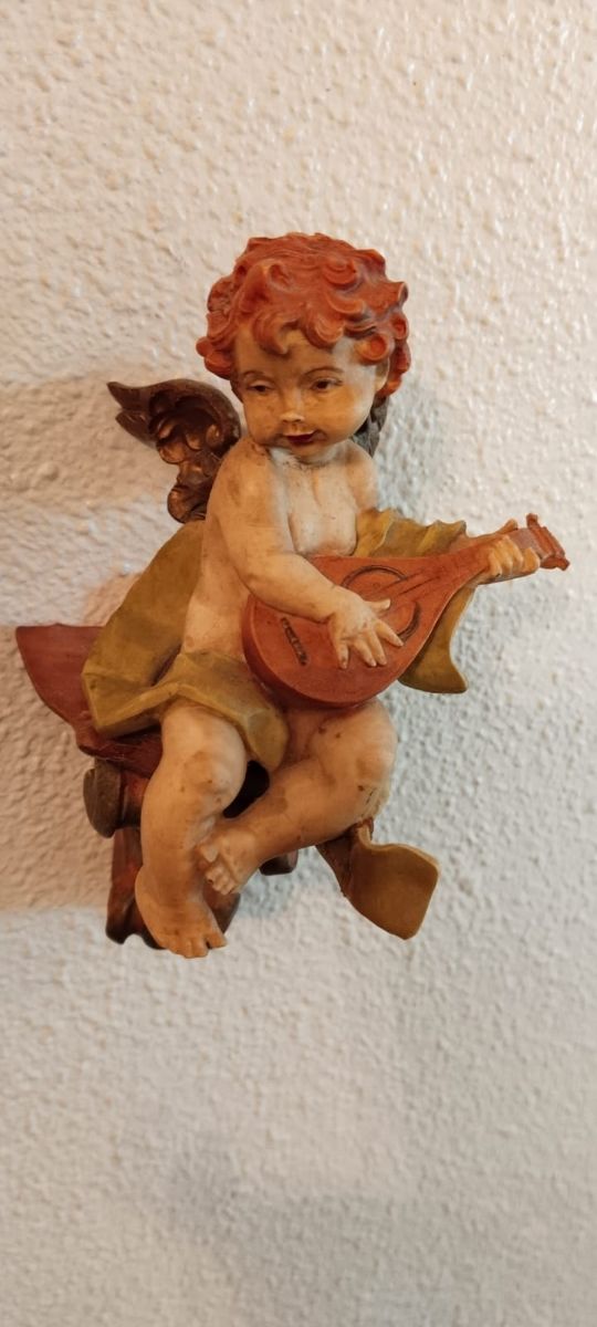 Angelitos pintados con pan de Oro 19 euros los 6