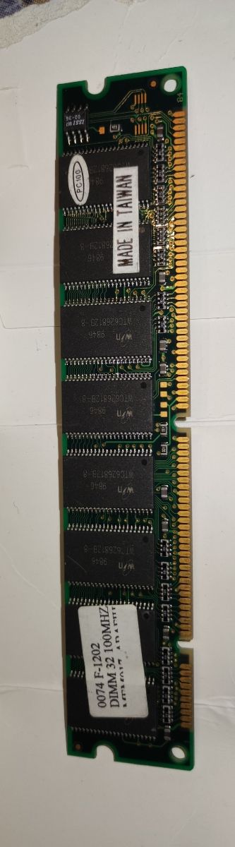 RAM 32 MB DIMM 168 PIN 100 MHZ PC100 