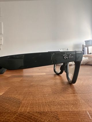 Ray Ban Stories Wayfarer gris