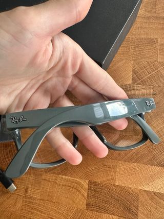 Ray Ban Stories Wayfarer gris