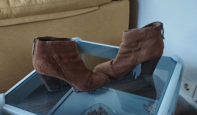 Botines marrones talla 40