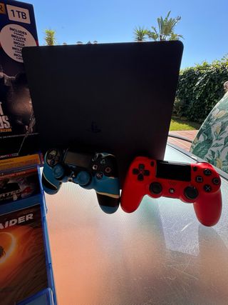 Playstation 4 1tb.COMO NUEVA.