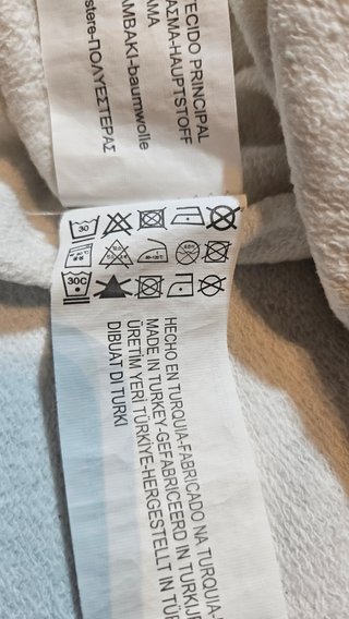 Jersey Pull And Bear, Talla M