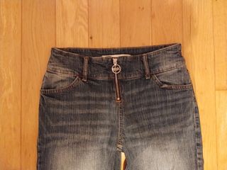 Pantalon vaquero flare Bershka M