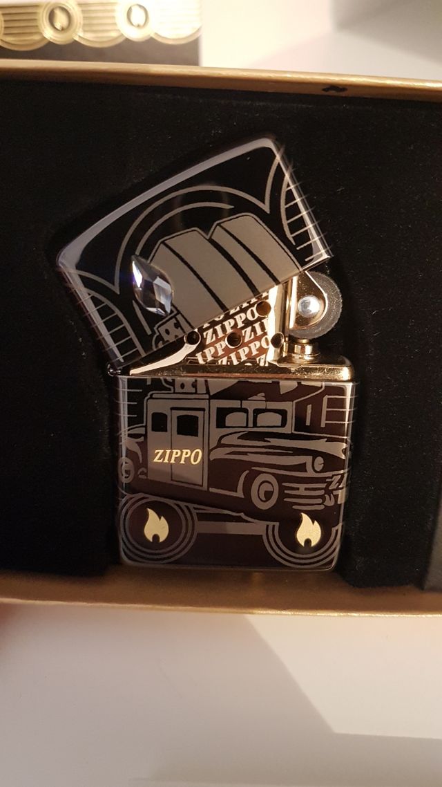 ZIPPO CAR 25TH ANIVERSARIO