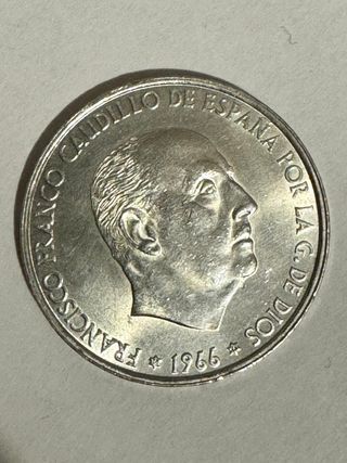 Moneda de 100 pesetas de plata año 1966