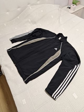 Chaqueta Adidas original 