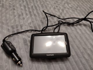 TomTom XL GPS 