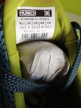 Zapatillas Pádel Munich talla 39 Unisex nuevas