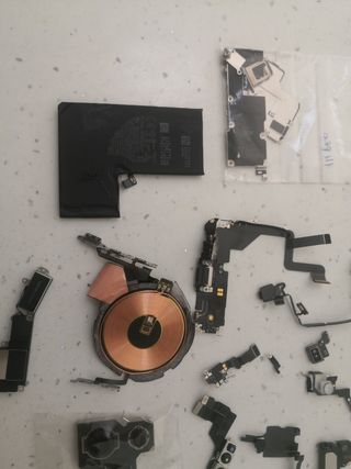 Piezas IPHONE 14 pro