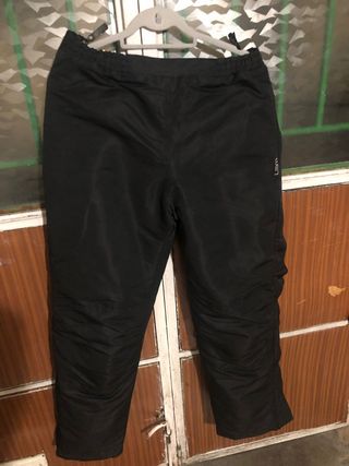 Pantalón lluvia