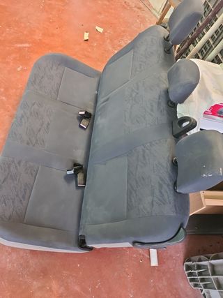 Asiento trasero de Dacia logan break