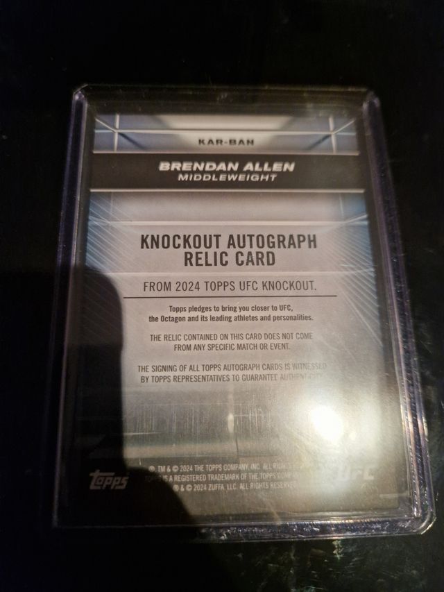 Brendan Allen UFC firma + reliquia /199