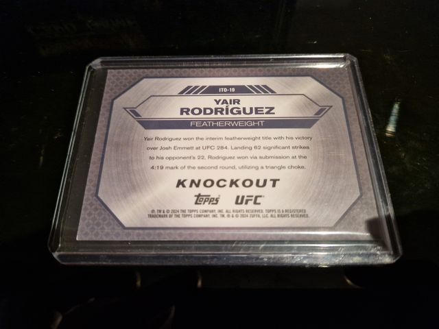 Ufc knockout Yair Rodríguez 13/25