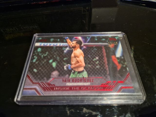 Ufc knockout Yair Rodríguez 13/25