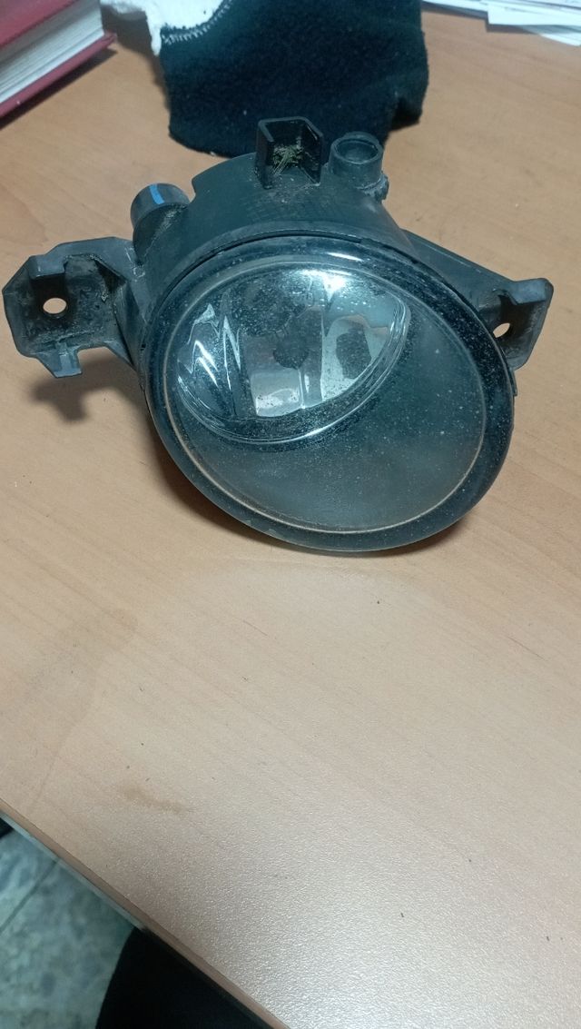 Faro antiniebla Renault Clio 2003