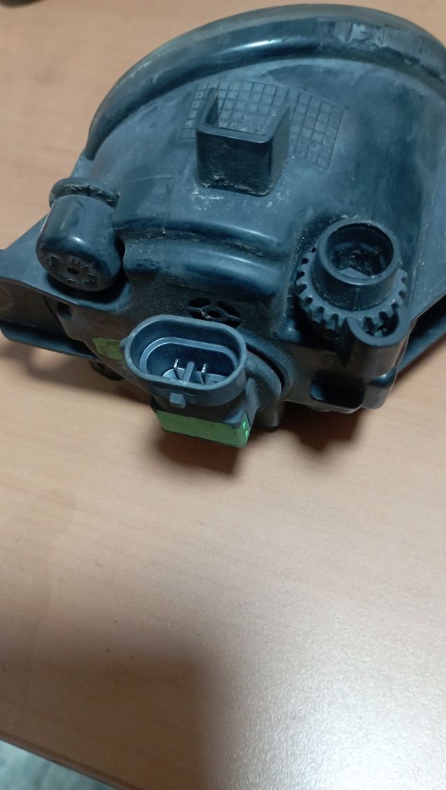 Faro antiniebla Renault Clio 2003