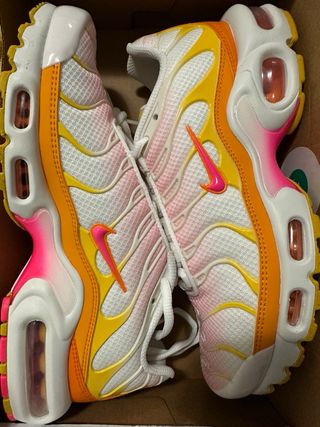 Wmns Nike Air Max Plus 37,5