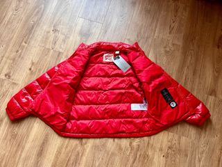 Chaqueta de plumas Levis nueva