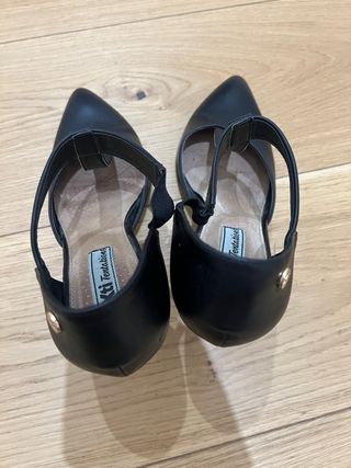 Zapatos negros de tacon
