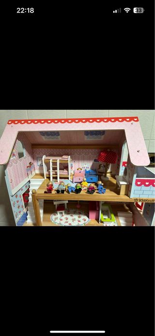 Casita muñecas madera