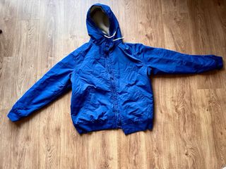 Chaqueta levis L como nueva