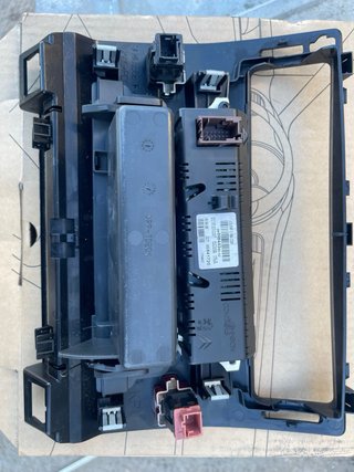 Cuadro del salpicadero citroen C4