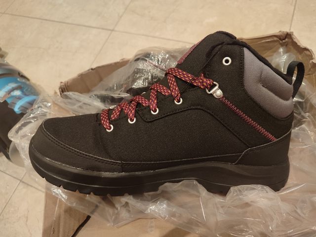 Botas NUEVAS de montaña